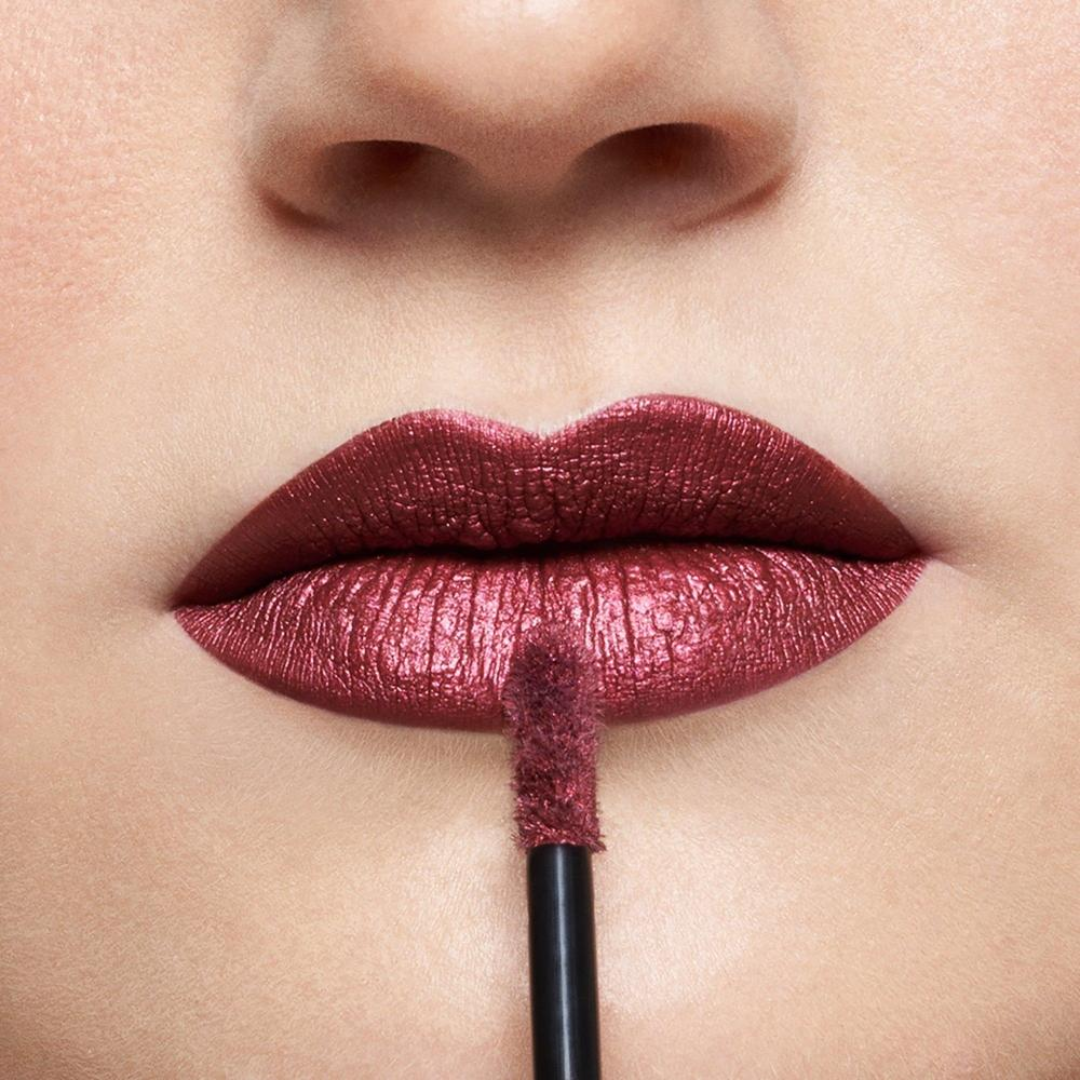 Metallic Everlasting Queen Of Poisons Lipstick
